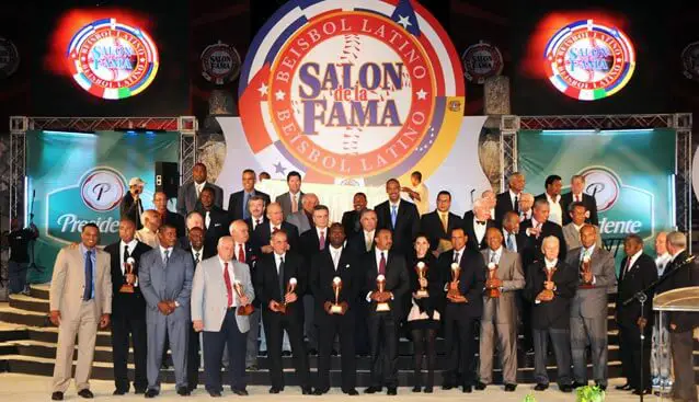 Members getting together for a picture at the Latino Baseball Hall of Fame