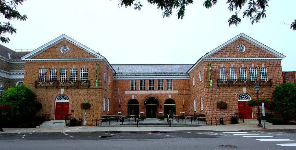 The front of the Baseball Hall of Fame and Museum in Cooperstown, New York