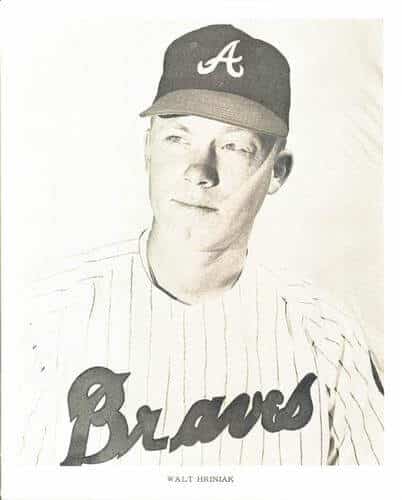 Walt Hriniak as a catcher for the Atlanta Braves