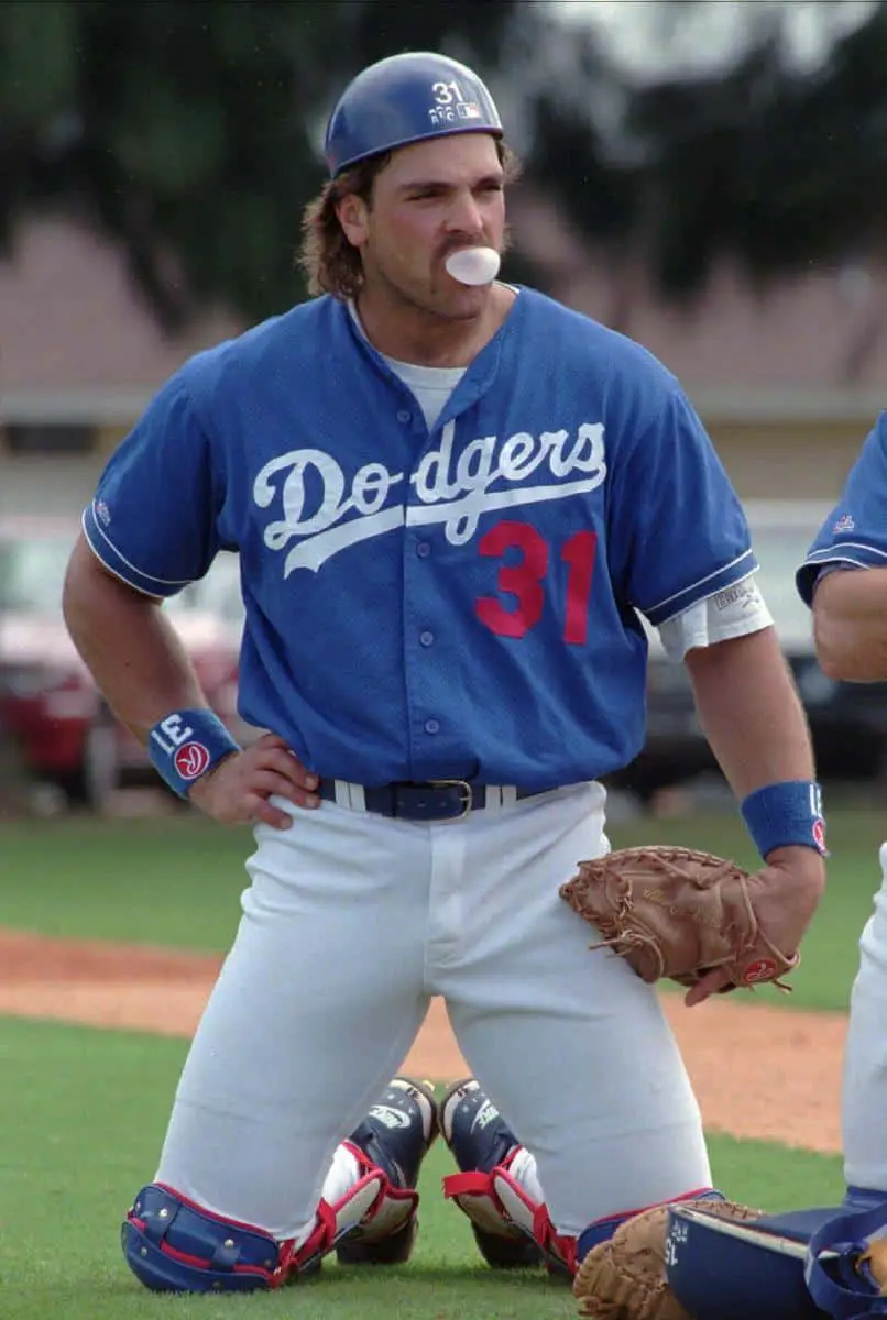 Mike Piazza during spring training in 1997