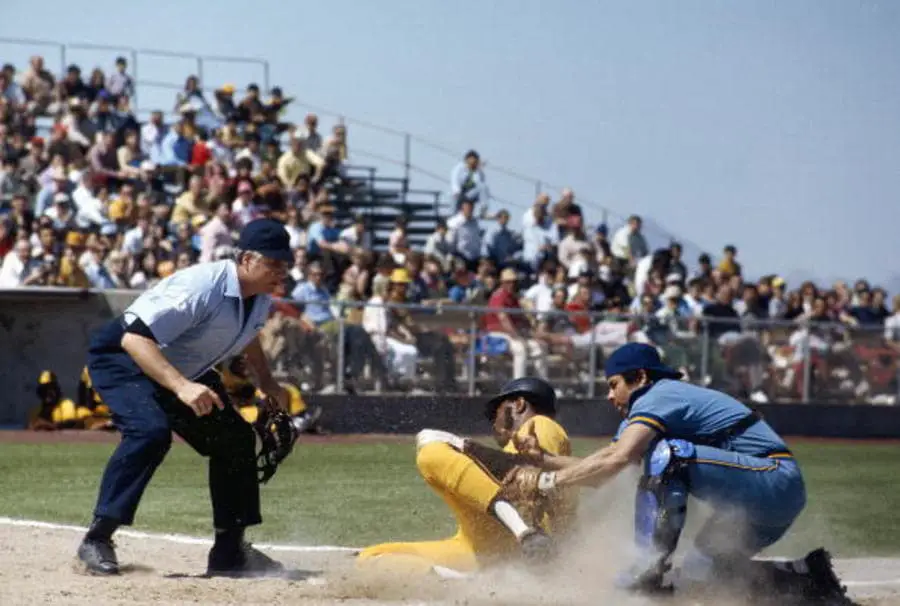 Brewers catchers Ellie Rodriguez vs the San Diego Padres