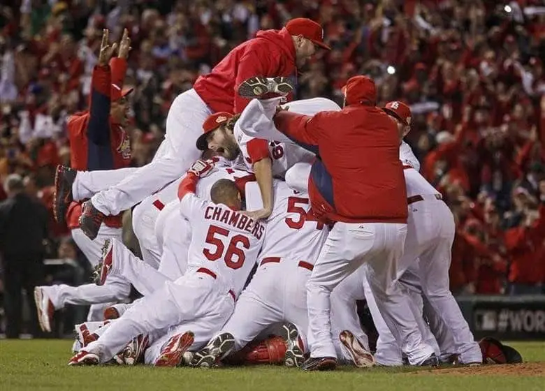cardinals celebrating 2011 world series